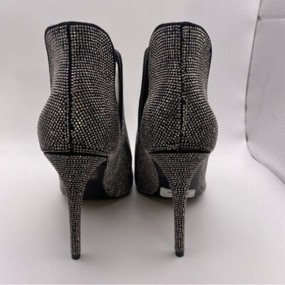 Illustrative example of amilmathien aldo shoes