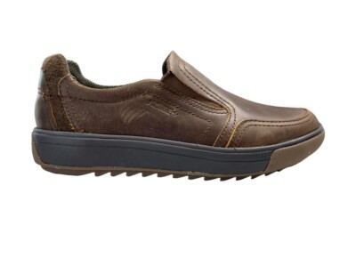Illustrative example of baretraps shoes