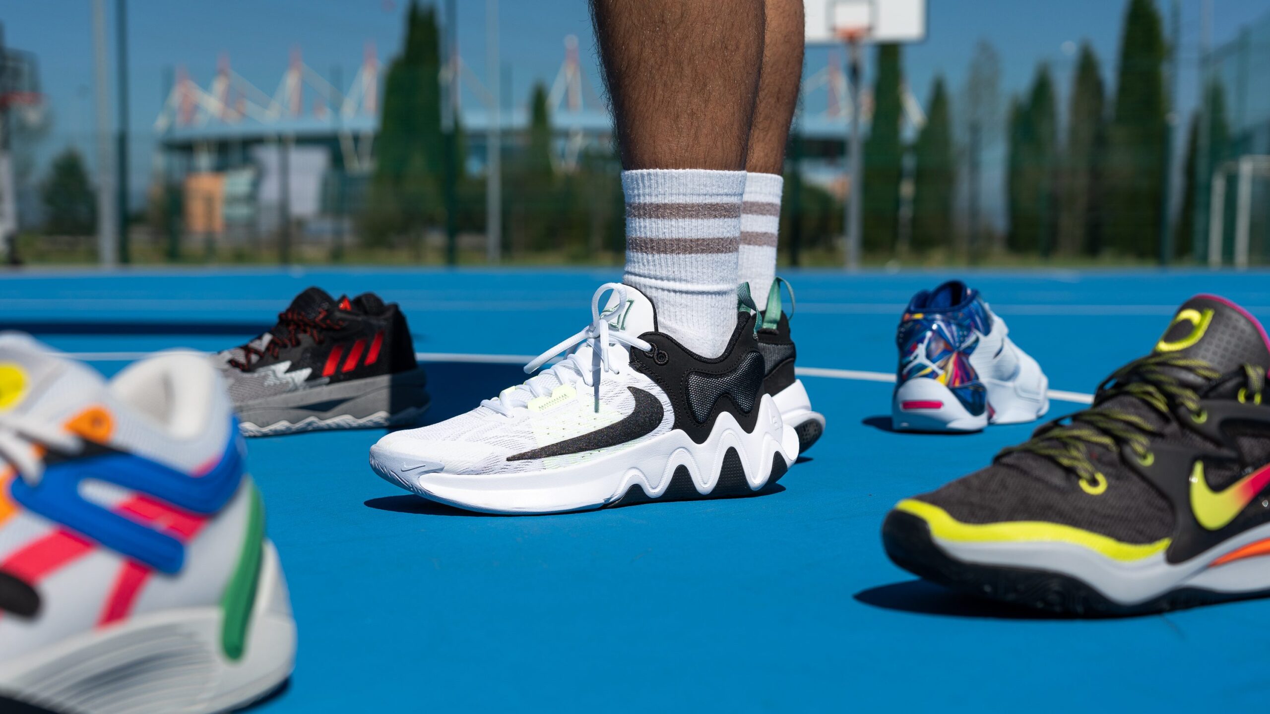 Illustrative example of best basketball shoes with high arch support