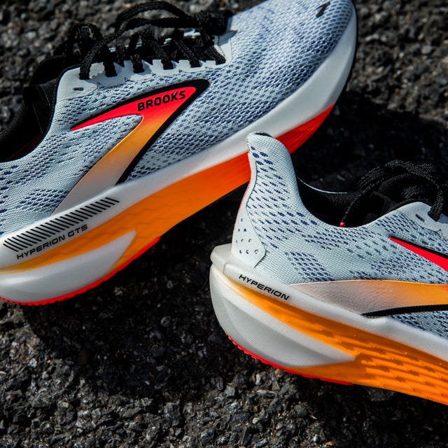 Illustrative example of best shoes for overpronation