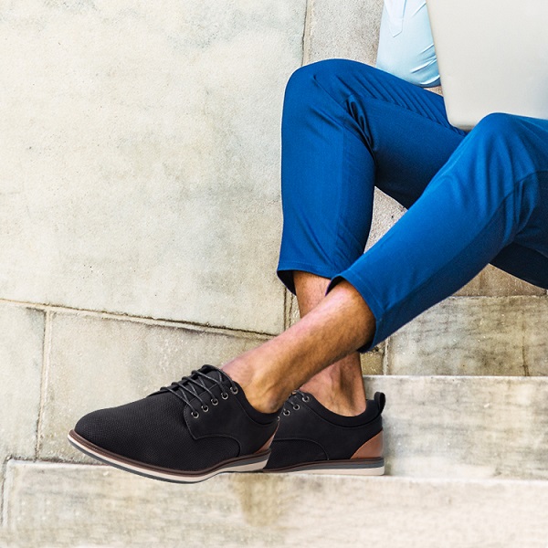 Illustrative example of black oxford shoes