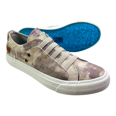 Illustrative example of blowfish shoes