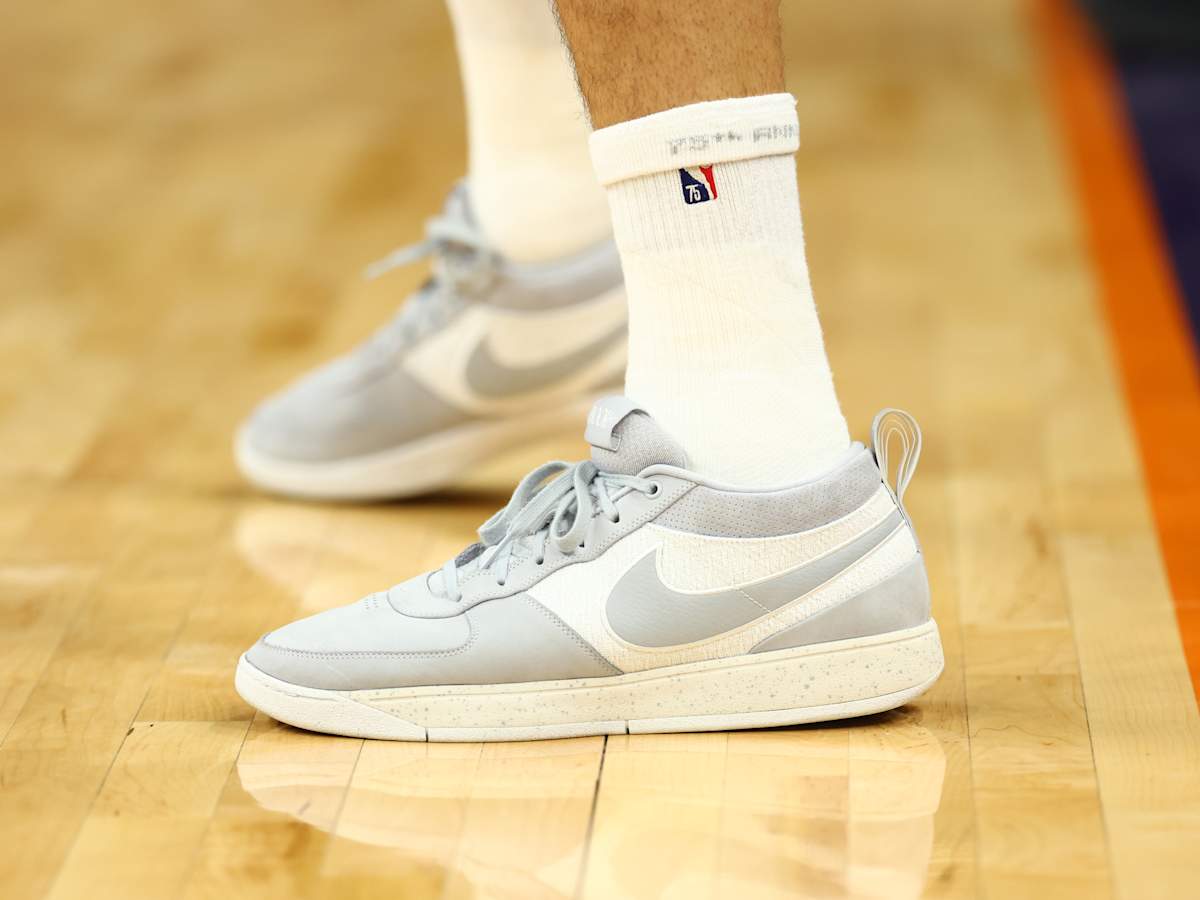 Illustrative example of booker shoes
