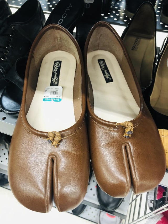 Illustrative example of camel toe shoes