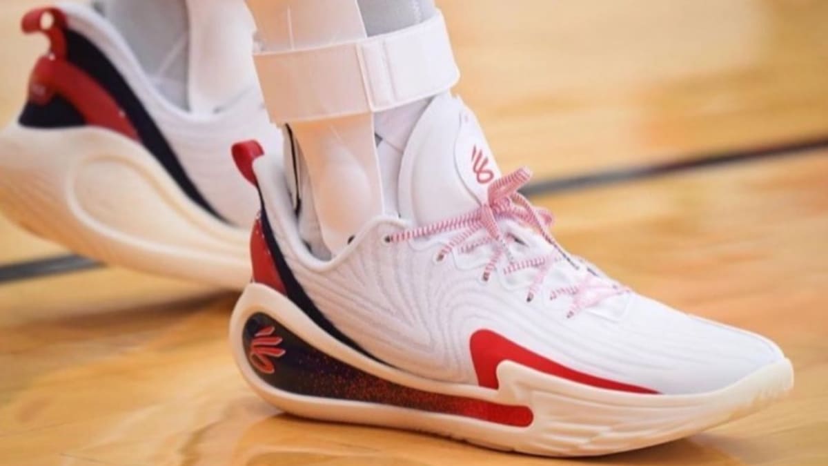 Illustrative example of curry 12 shoes