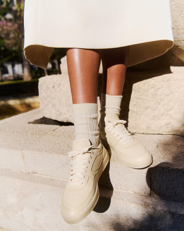 Illustrative example of danish shoe brand