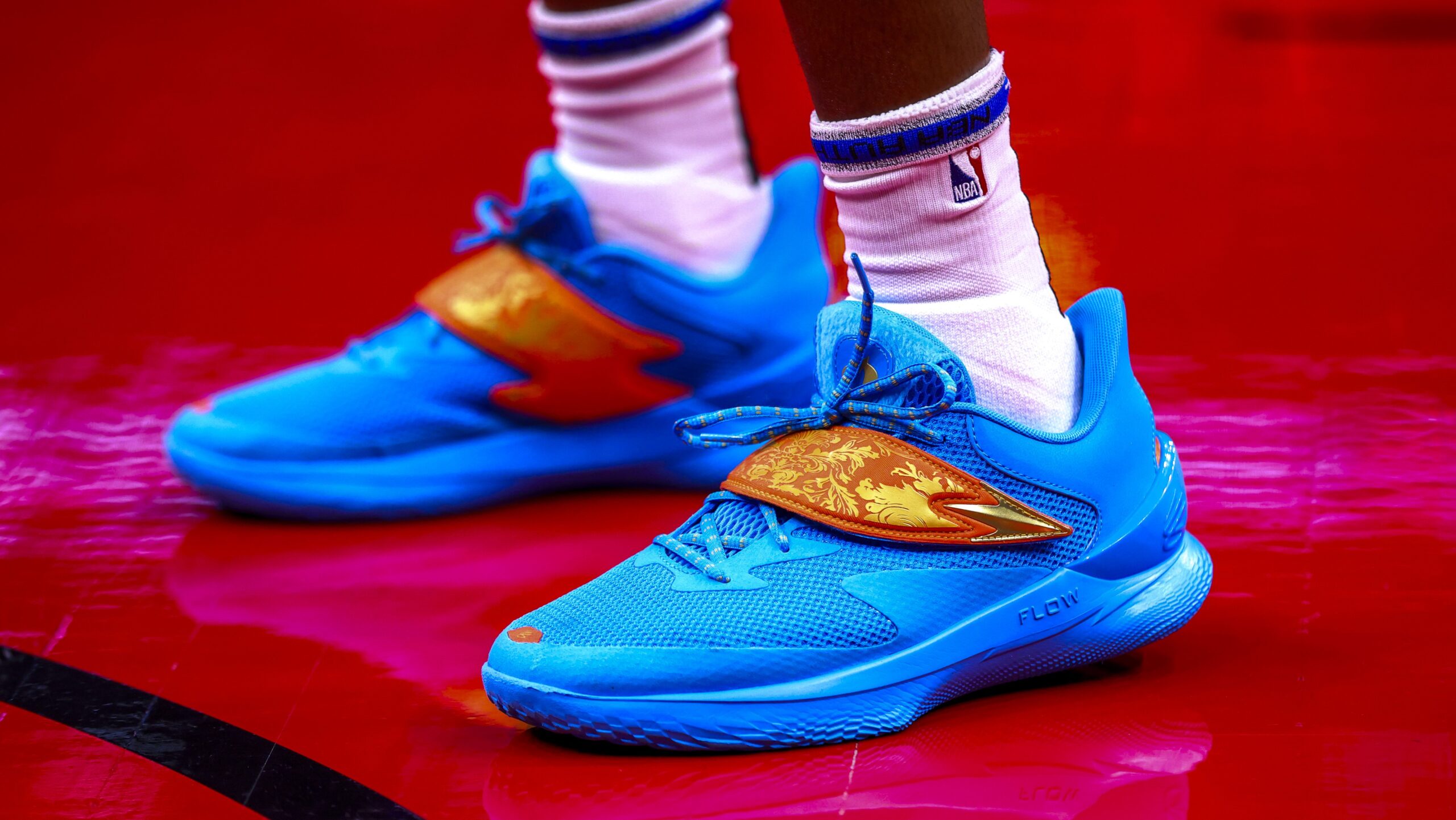 Illustrative example of de'aaron fox shoes