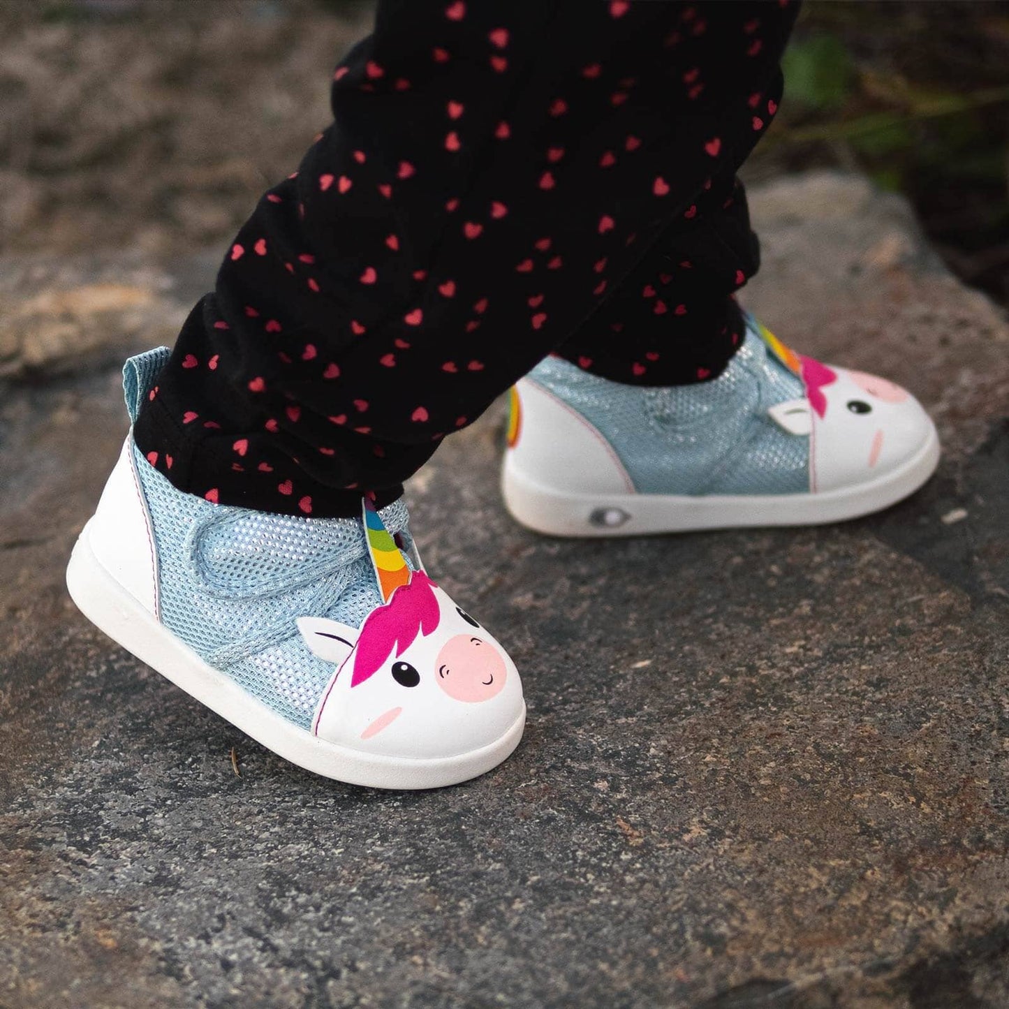 Illustrative example of ikiki shoes