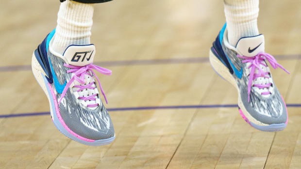 Illustrative example of jordan poole shoes
