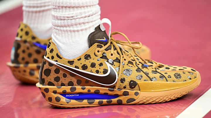 Illustrative example of jordan poole shoes