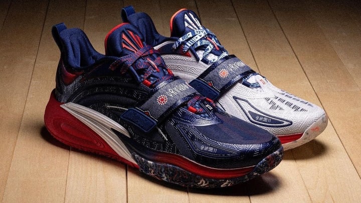 Illustrative example of kyrie irving shoes anta