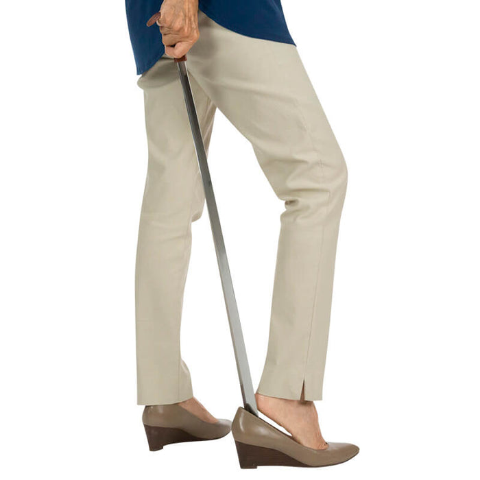 Illustrative example of long shoe horn