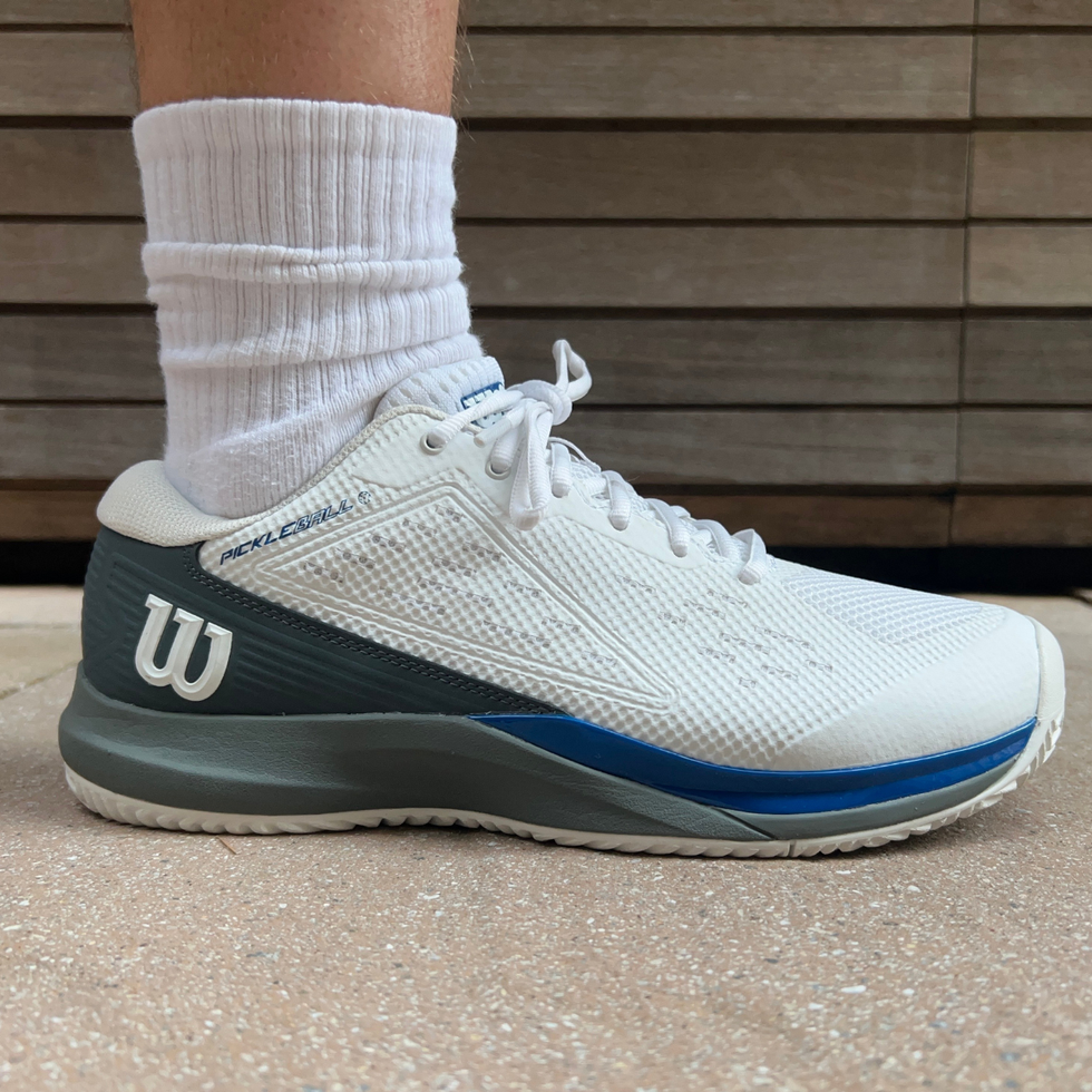 Illustrative example of men's pickleball shoes