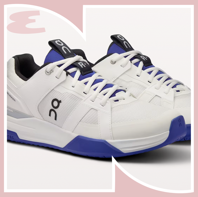 Illustrative example of men's pickleball shoes