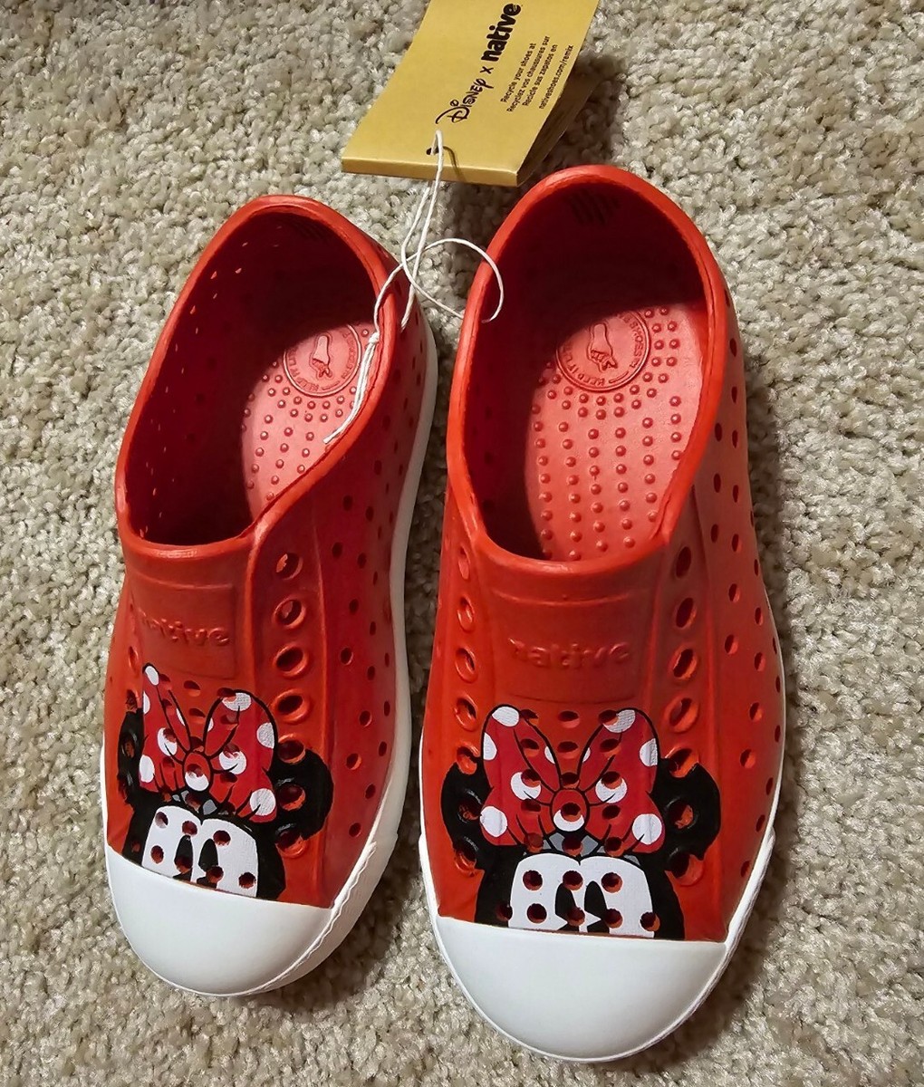 Illustrative example of minnie mouse shoes