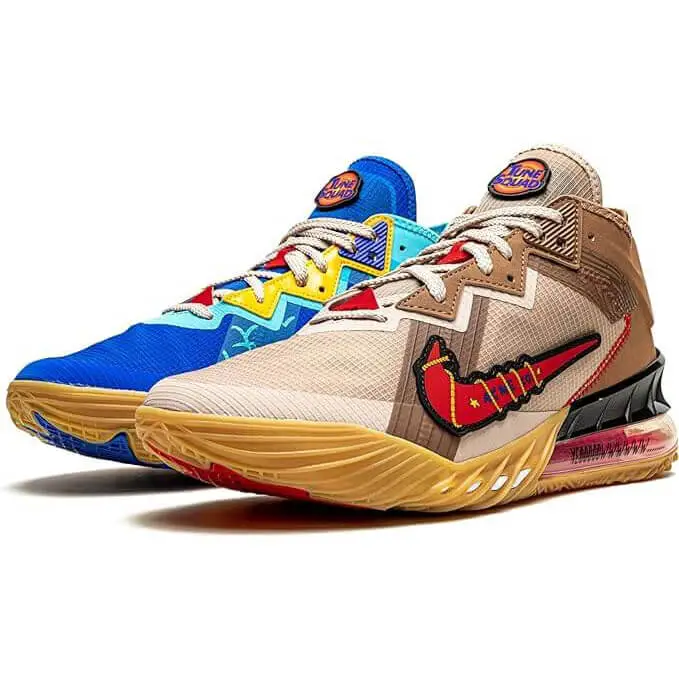 Illustrative example of mismatch basketball shoes