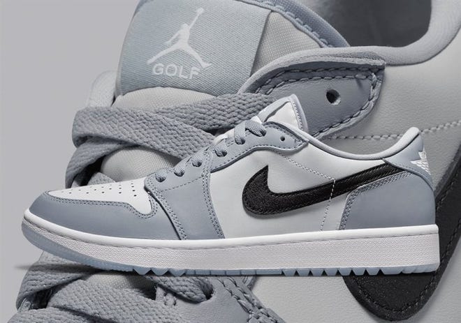 Illustrative example of nike jordan golf shoes