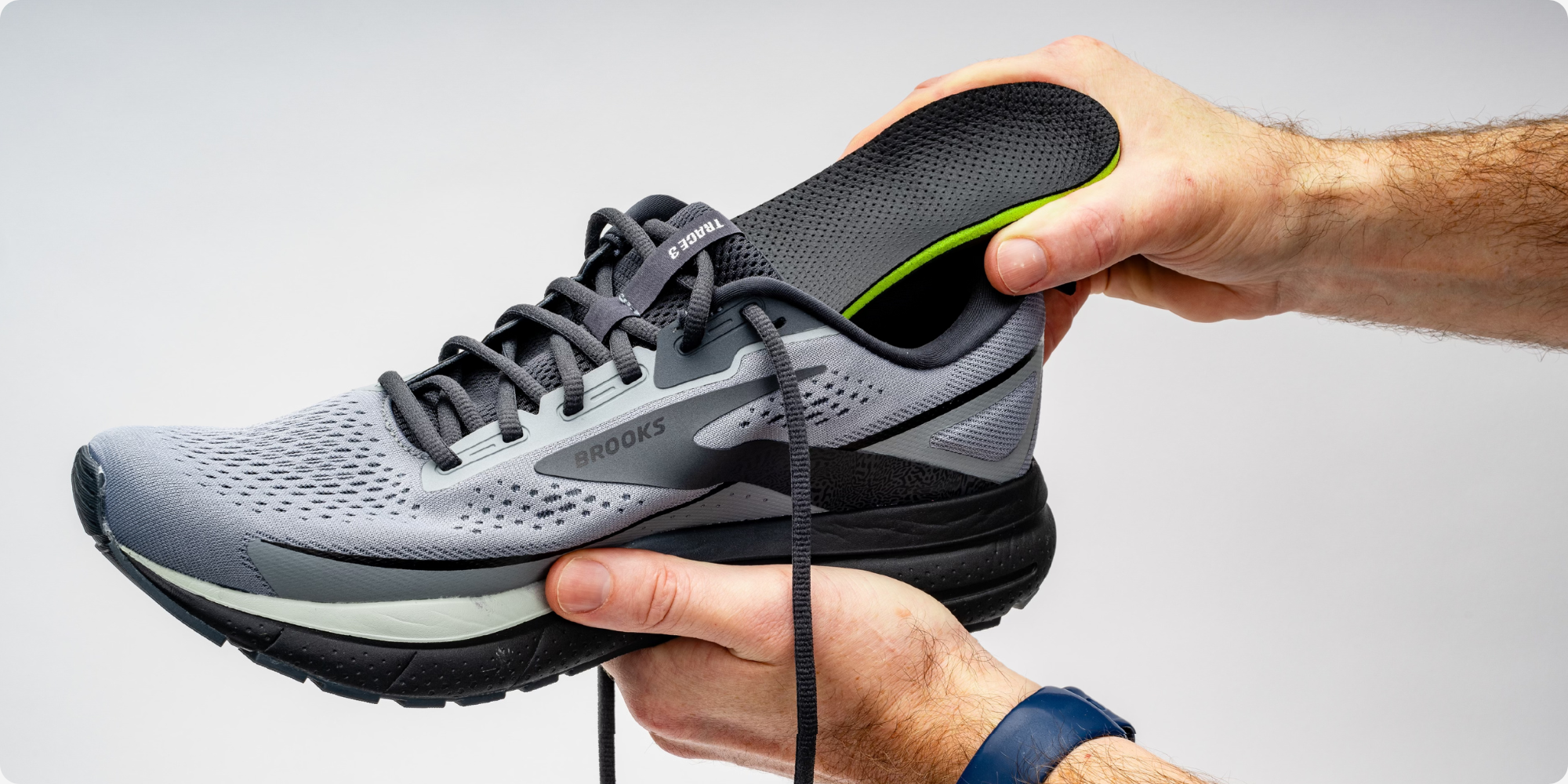 Illustrative example of overpronation shoes