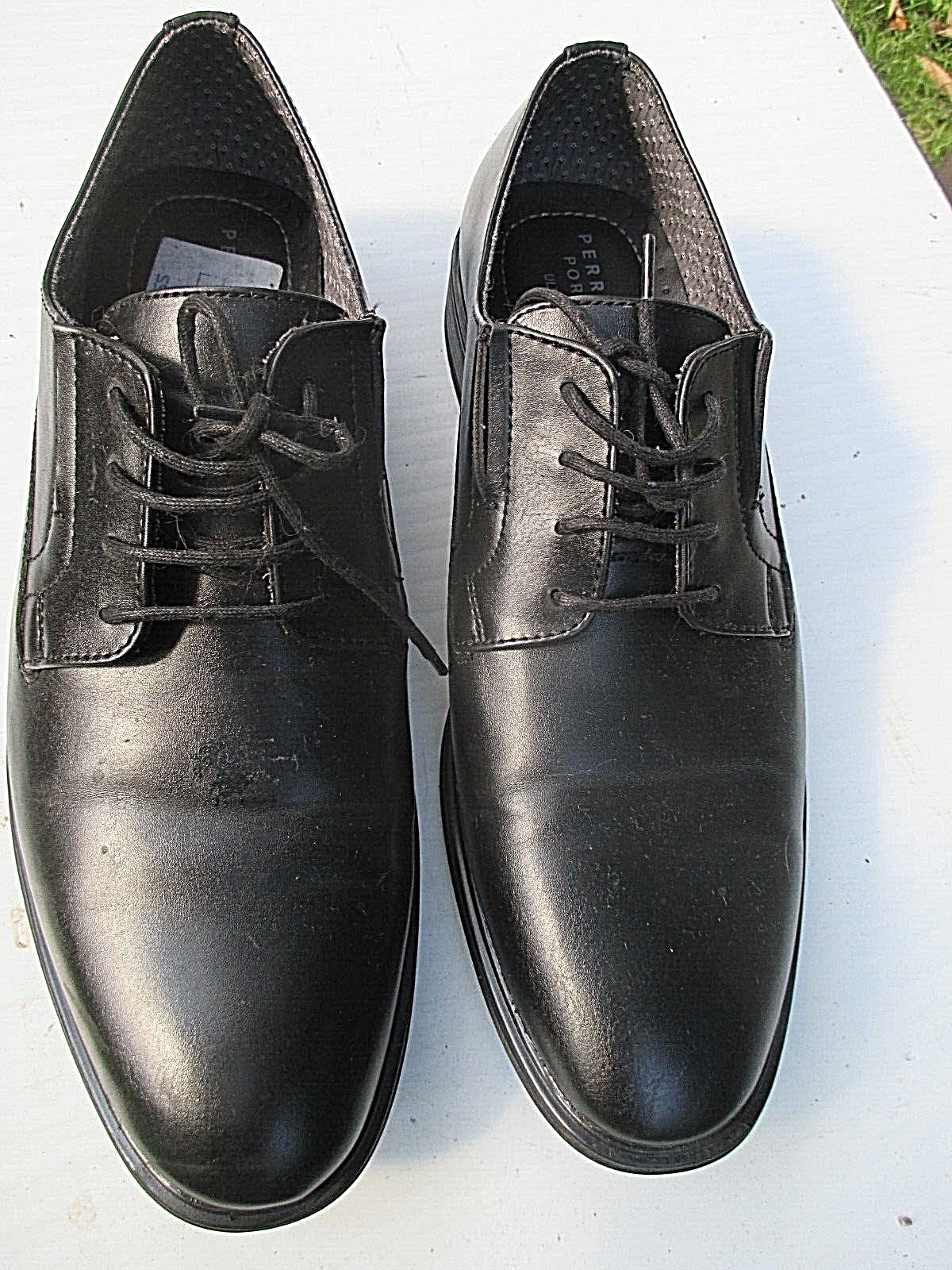 Illustrative example of perry ellis shoes