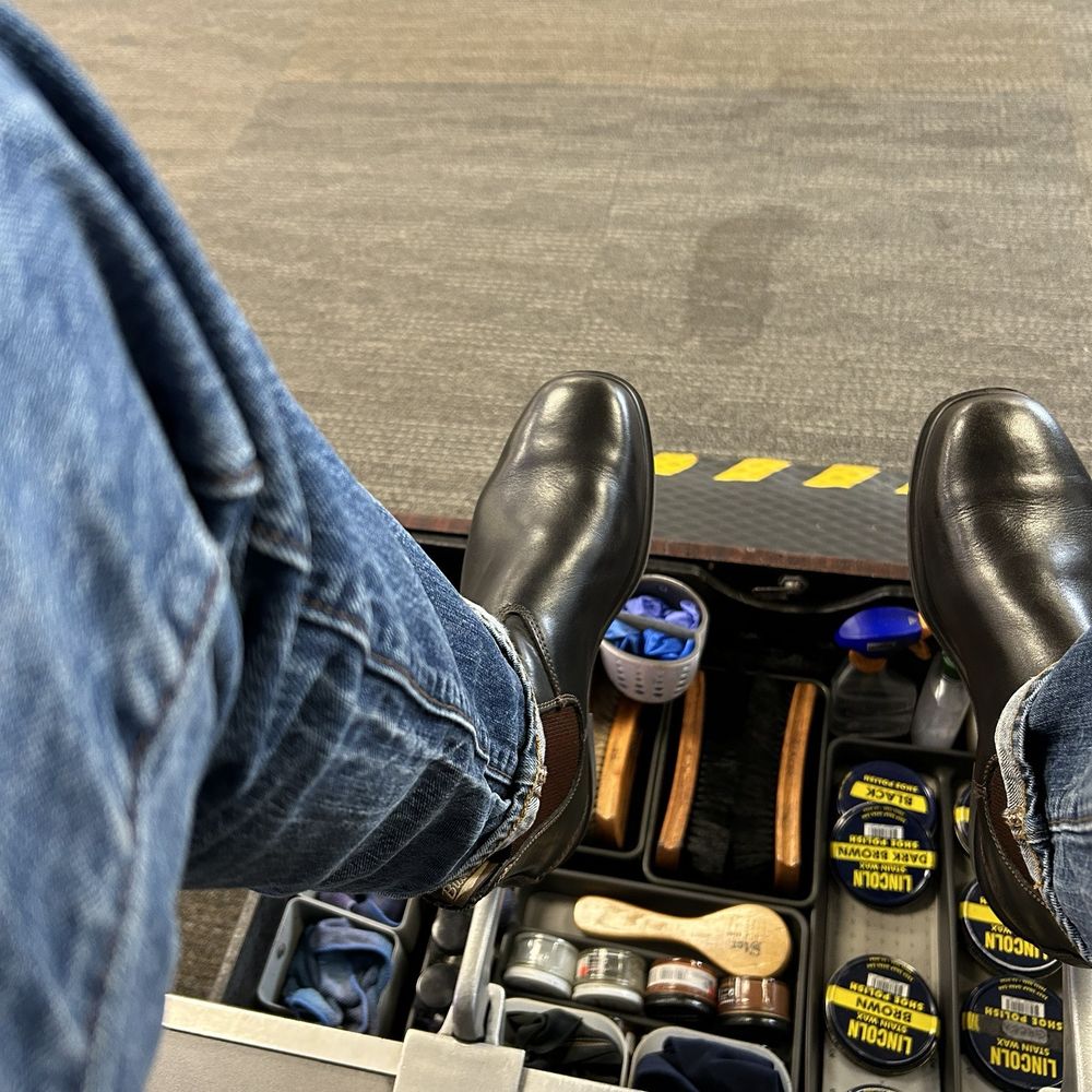 Illustrative example of shoe polish near me