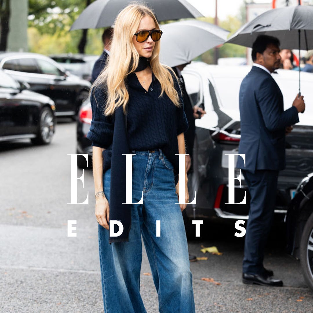 Illustrative example of shoes for wide leg pants