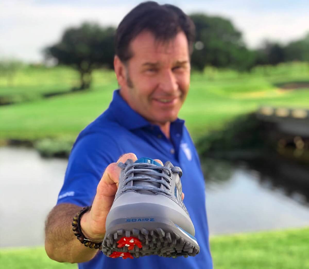 Illustrative example of sqairz golf shoes