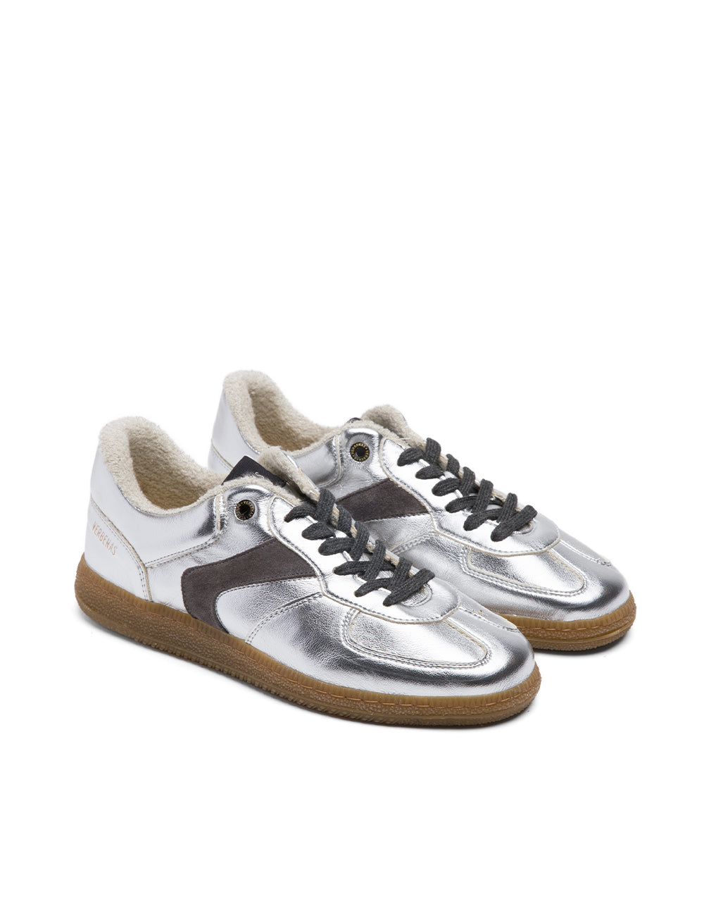 Illustrative example of verbenas shoes