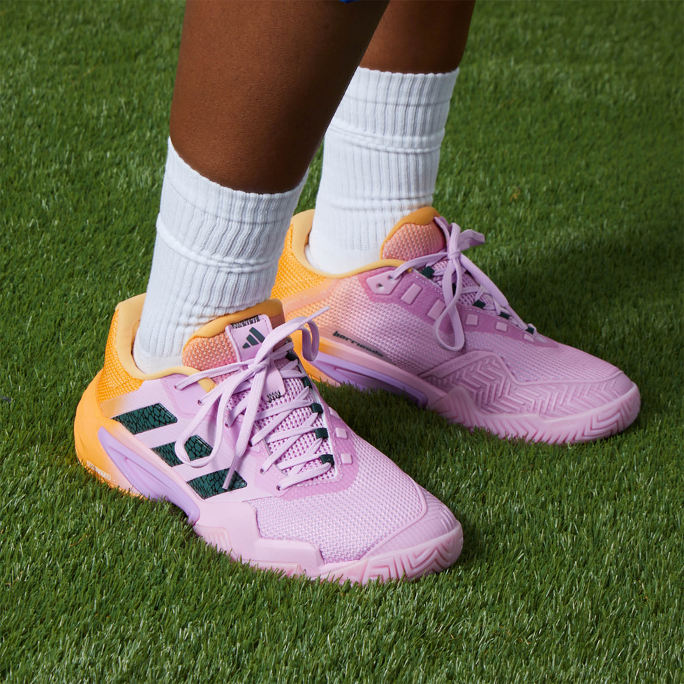 Illustrative example of women's tennis shoes for tennis