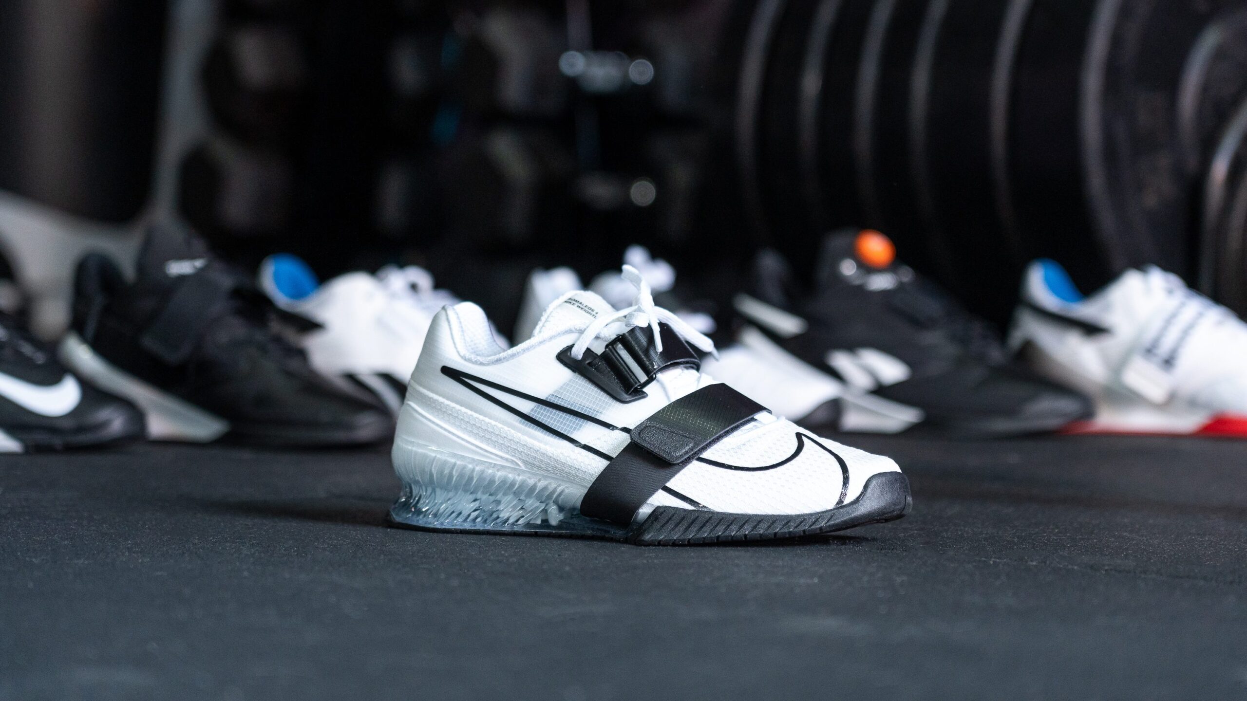 Illustrative example of women's weightlifting shoes